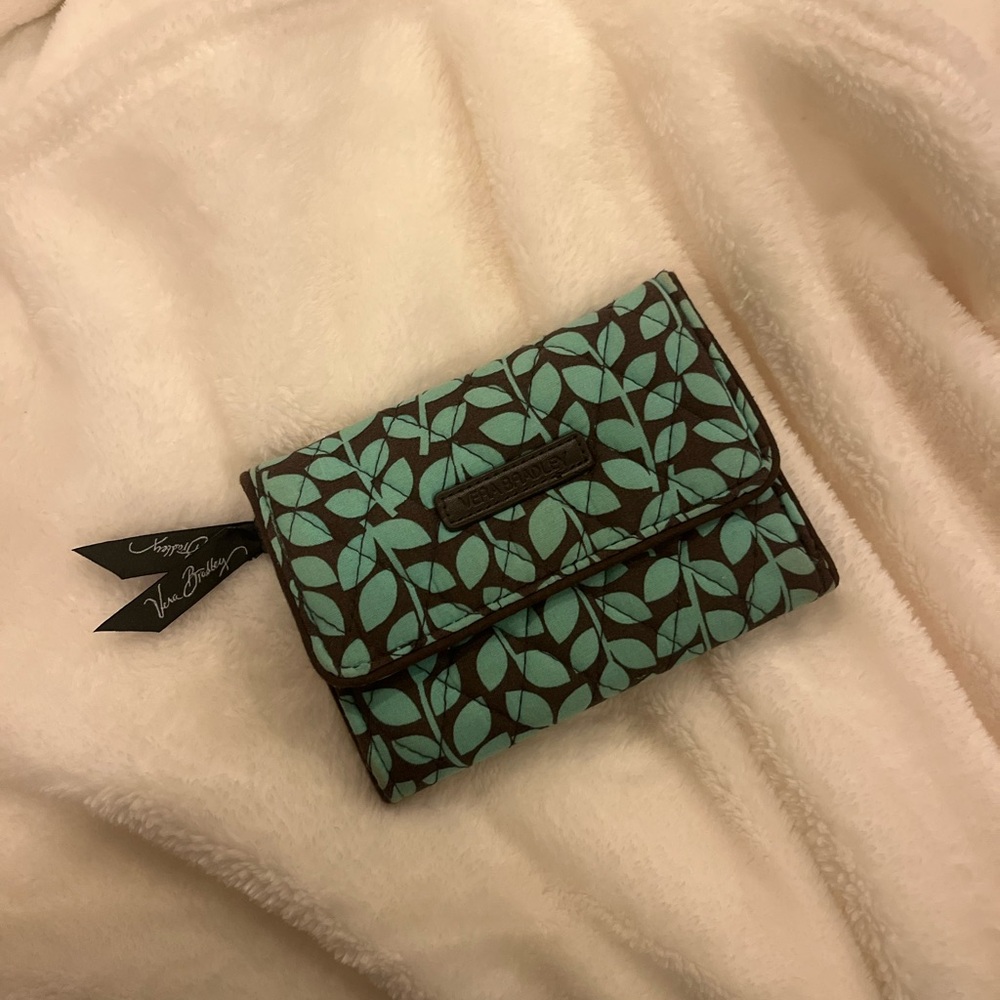 Vera Bradley Teal and Brown Leaf Pattern Wallet